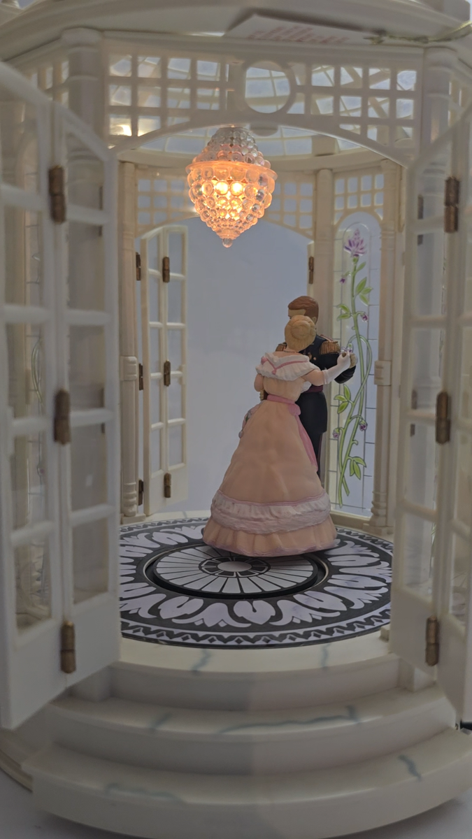 Vintage Enesco 