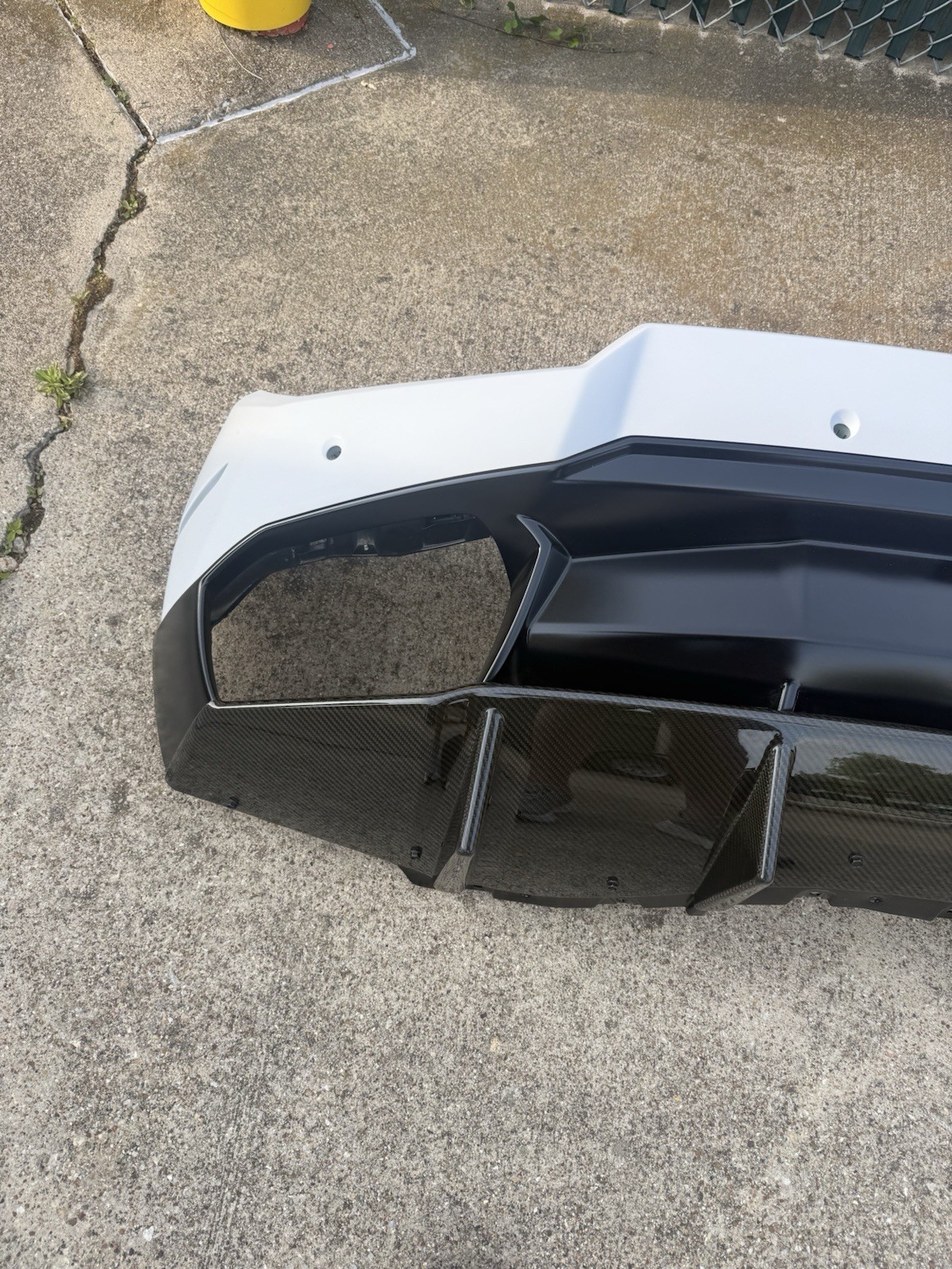 Lamborghini Huracan LP610-4 Rear Bumper Cover 2015 - 2019 OEM With Carbon Fiber