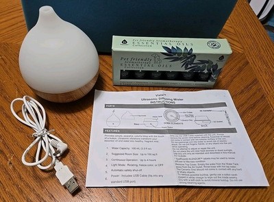 USB Ultrasonic Diffusing Mister with Box of 8 Pet Friendly Essential Oils