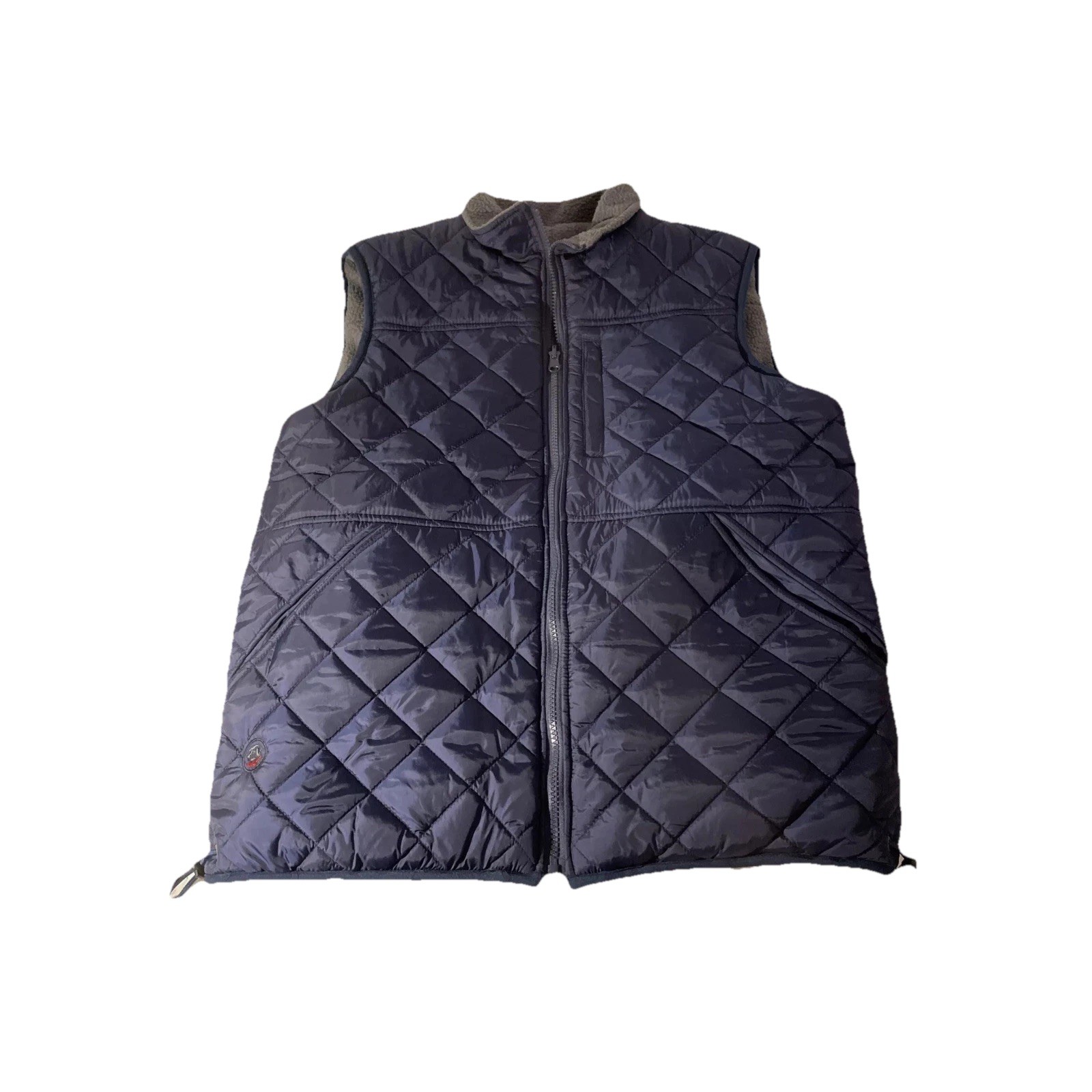 Southern Proper reversible quilted fleece vest for men in blue-gray with zip-up