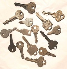 Vintage Lot of Older Keys Padlocks, Doors, Lock Boxes, and Others 16 Total