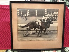 ORIGINAL  1942 PHOTO&mdash;WHIRLAWAY vs ALSAB&mdash;MATCH RACE&mdash;NARRAGANSETT PARK&mdash;FRAMED