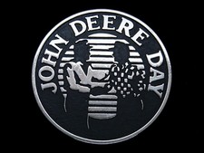 TG03108 NOS VINTAGE 1990  JOHN DEERE DAY  TRACTOR BELT BUCKLE