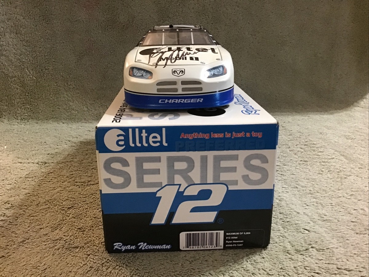 TeamCaliber 1/24 ライアン・ニューマン ペンスケレーシングカー TeamCaliber 1/24 ライアン・ニューマン ペンスケレーシングカー