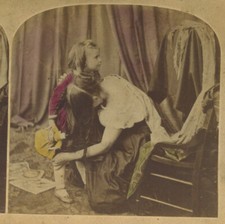 MOTHER + YOUNG DAUGHTER - VINT COLOR STEREOVIEW