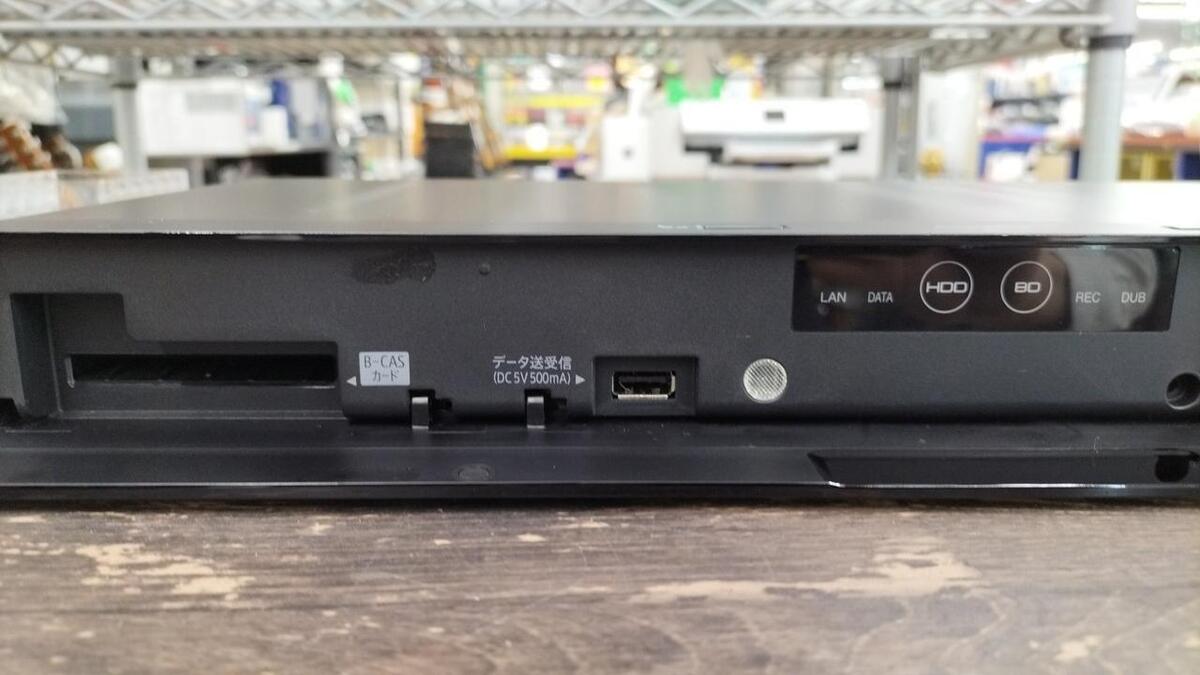Sharp AQUOS BD-NW1200 Blu-Ray Recorder 1TB Good Condition Sharp AQUOS BD-NW1200 Blu-Ray Recorder 1TB Good Condition