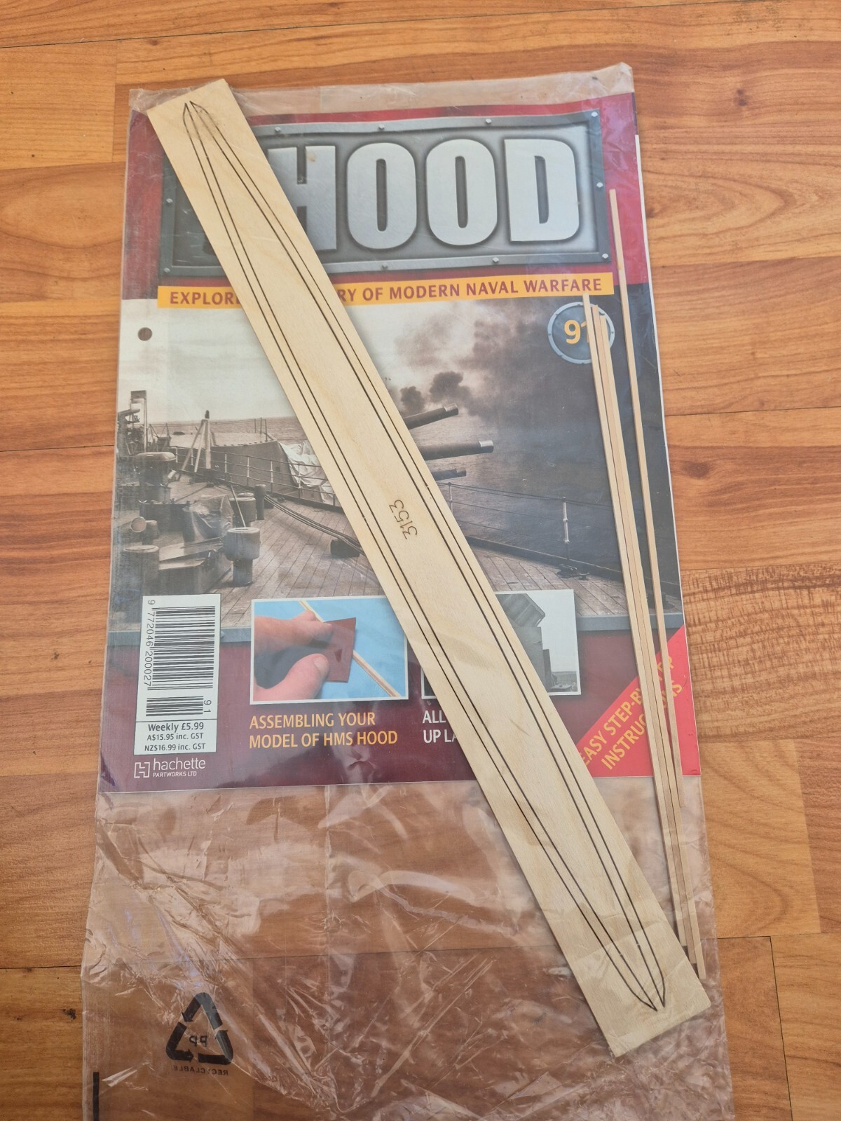 ISSUE 91 HACHETTE BUILD THE HMS HOOD MODEL SHIP 1/200 WW2 BATTLE CRUISER