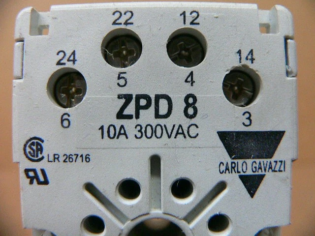 Enchufe de relé Carlo Gavazzi Zpd8 (usado) Foto 3 de 3