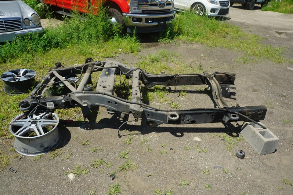 ¡Solo recogida local! Marco trasero porción corte OEM 15294289 Chevrolet RSR 2004-2006 Foto 3 de 4