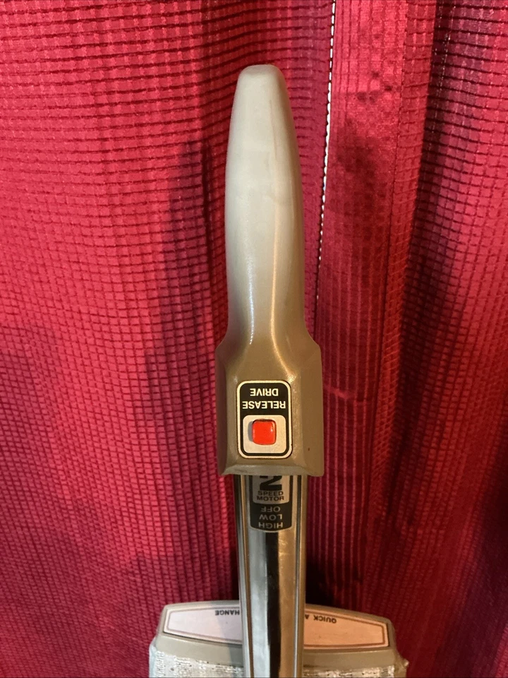 Hoover U3305 Concept One Upright Vacuum Cleaner Power Drive. New Belt & Bags - Image 2 of 4