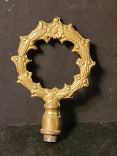 Antique ELEGANT Solid Brass Ornate BELLFLOWERS WREATH Lamp FINIAL