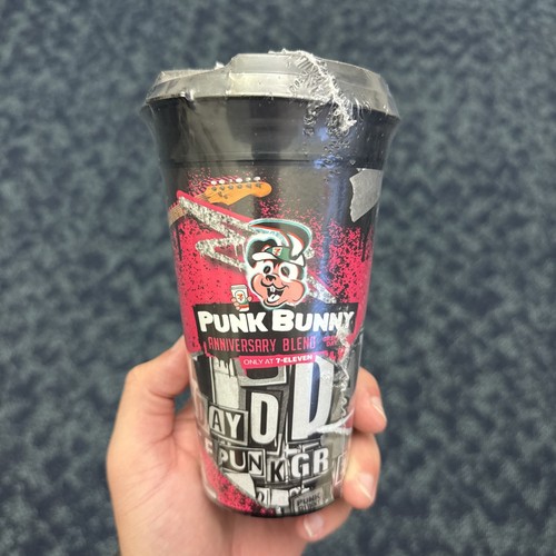 Green Day Punk Bunny Coffee Limited Pink 7-11 Tumbler Cup Mug Sealed ...