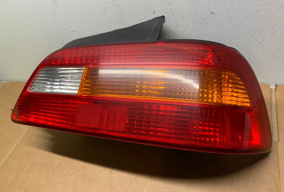 Conjunto de luz trasera derecha Acura Legend 1991 1992 1993 1994 1995 043-1067 Foto 4 de 4