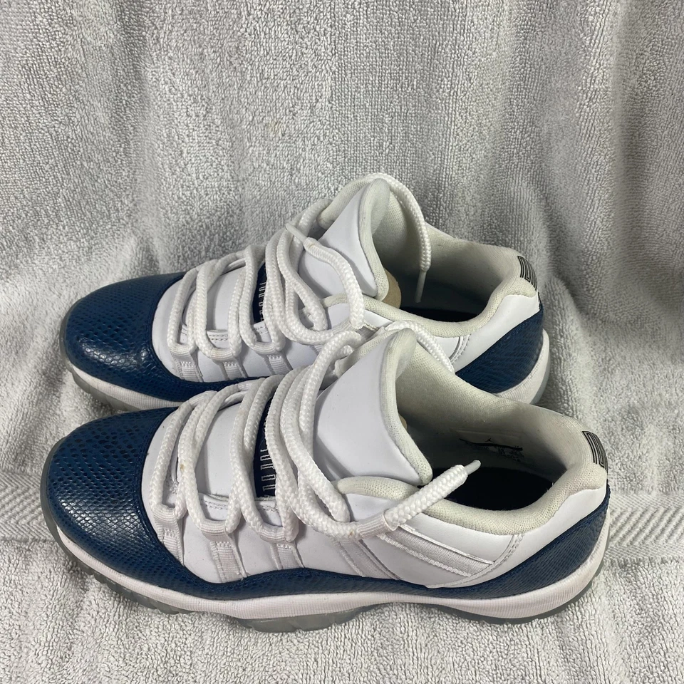 Nike Air Jordan 11 Retro Zapatos Bajos Juveniles GS Talla 6.5Y Blanco Azul Marino Piel de Serpiente 2019 Foto 2 de 4