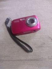 Vivitar Vivicam 7122 Digital Lens Point Shoot Digital Camera 3xAAA 1.5
