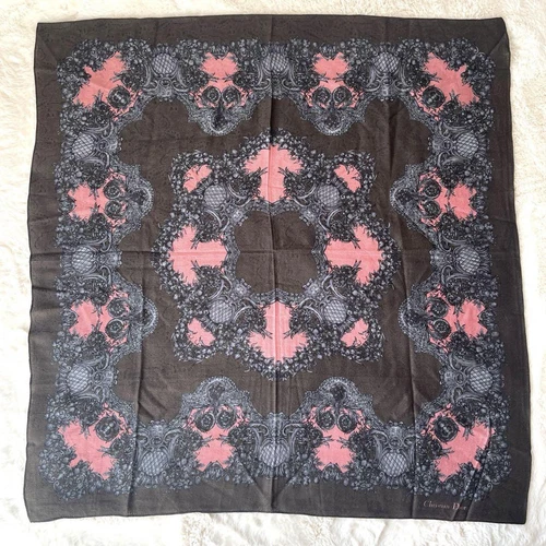 Authentique objet de mode Christian Dior motif floral 105 x 105 cm multicolore