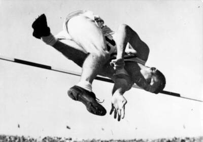 Olympic Games Helsinki High jump winner Walter Davis Switzerland 1952 Old Photo