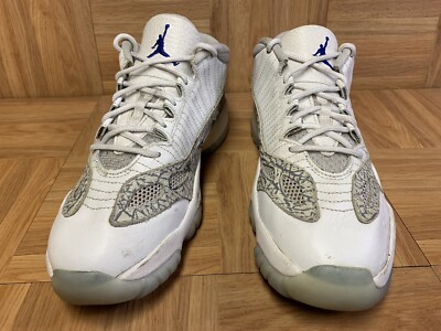 Jordan Air Jordan 11 Low 白/青27.5㎝ Air Jordan 11 Retro Low 'White & University Blue'. Nike SNKRS