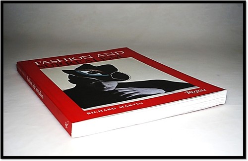Richard Martin / Fashion and Surrealism 1990 1st Edition GIFT QUALITY - Picture 5 of 6