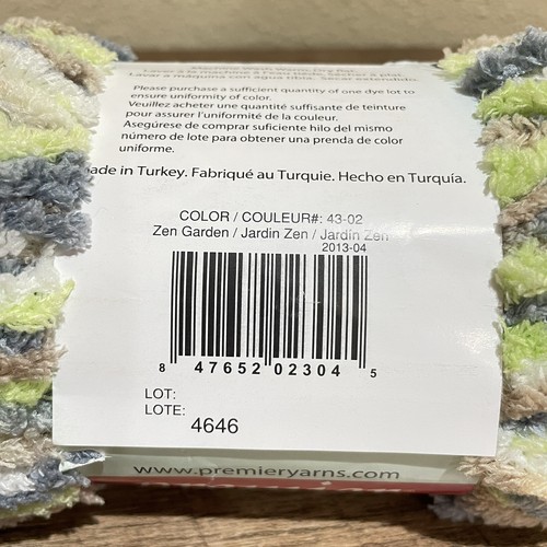 Premier Yarn Hush Chenille Verigated Color Zen Garden White Green Gray 1.75 oz - Picture 4 of 5