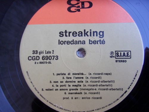 LOREDANA BERTE' " Streaking " - FIRST RARE COMPLETE LP Orig.'74 NUDE !! - Picture 4 of 12
