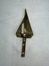 Gancio porta barca a vela in ottone collezione Windcurrent foro per appendere Dover DE