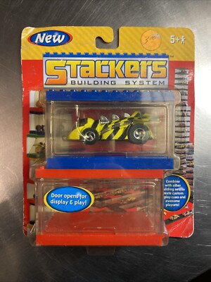 1 Set Of Stackers Building System   Racing Champions Ertl 2002 New In Box