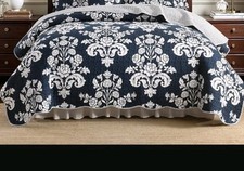 Brand New Reversible Quilted Floral Quilt Set, King Size Blue/White, 100 Cotton