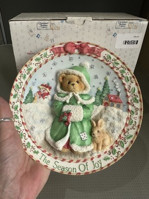 Cherished Teddies ''The Season Of Joy'' ~ 3D Teller/Plakette 141550 ~ Originalverpackt * NEU Sonstige