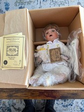 Little Girls and Boyds Doll Mary 4726 with Felice A Little Lamb New in box