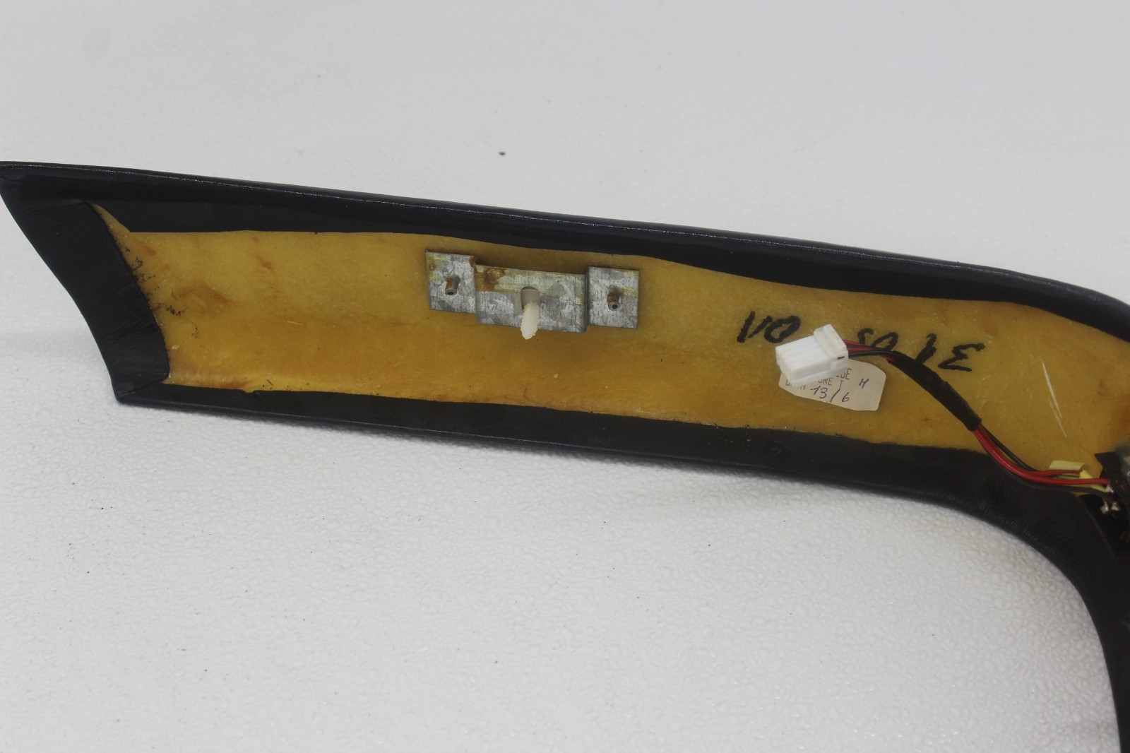 99-01 FERRARI 456 M LOWER PASSENGER SIDE SEAT PANEL COVER TRIM