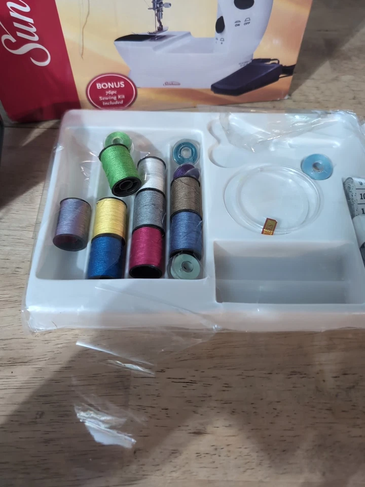 Sunbeam White Mini Sewing Machine With Foot Pedal Model SB08K White - Image 4 of 4