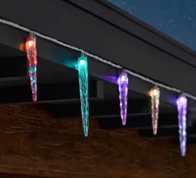 Home Accents Holiday 24 Multi-Colored Motion LED Icicle Lights