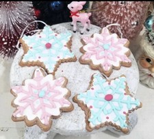 NEW Set of 4 Pastel Sugarcoat Snowflake Gingerbread Cookie Christmas Ornaments