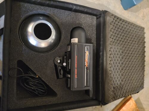 Photogenic Powerlight 2500 DR WITH CASE NEEDS BULB - Picture 10 of 11