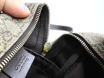 Auth Gucci GG Canvas Monogram Messenger Crossbody Shoulder Auth Gucci GG Canvas Monogram Messenger Crossbody Shoulder