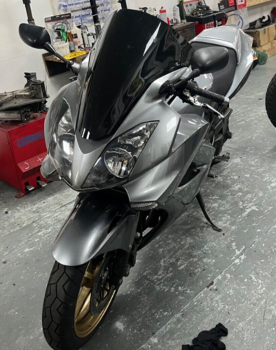 Honda VFR 800 A-9 2009 - Picture 2 of 7