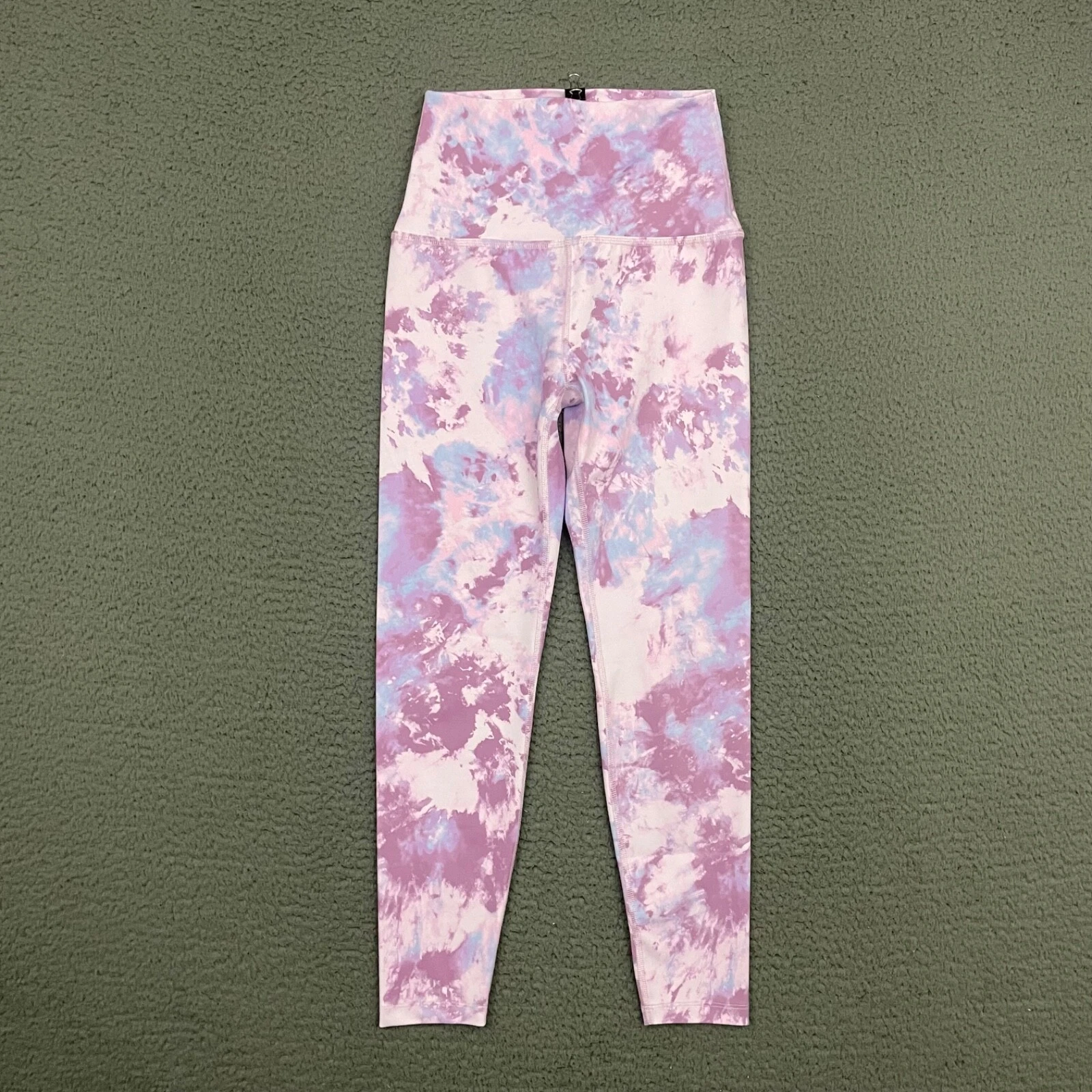 beyond-yoga tie dye abstract gym activewear workout leggings