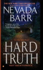 Hard Truth (An Anna Pigeon Novel) - Mass Market Paperback - VERY GOOD