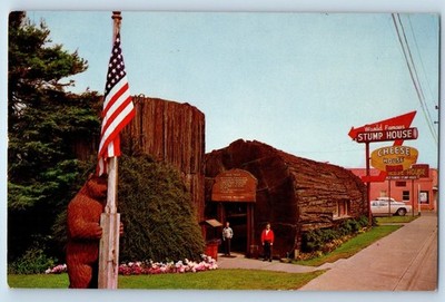c1960 Eureka California CA Postcard Stump House Cheese House Hollowed Out Log