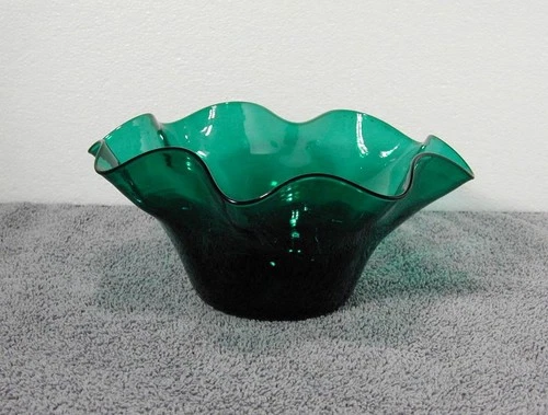 Vtg MCM Blenko ? 3744X Sea Green Teal Crimped Ruffled 8 ¼” Glass Bowl Handblown