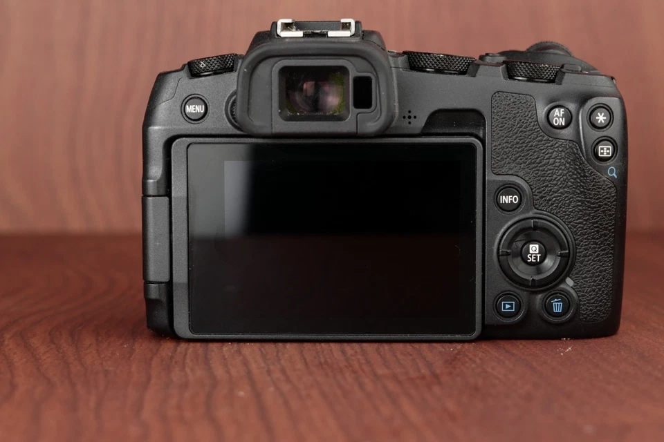 Canon EOS RP, photo 1 sur 3