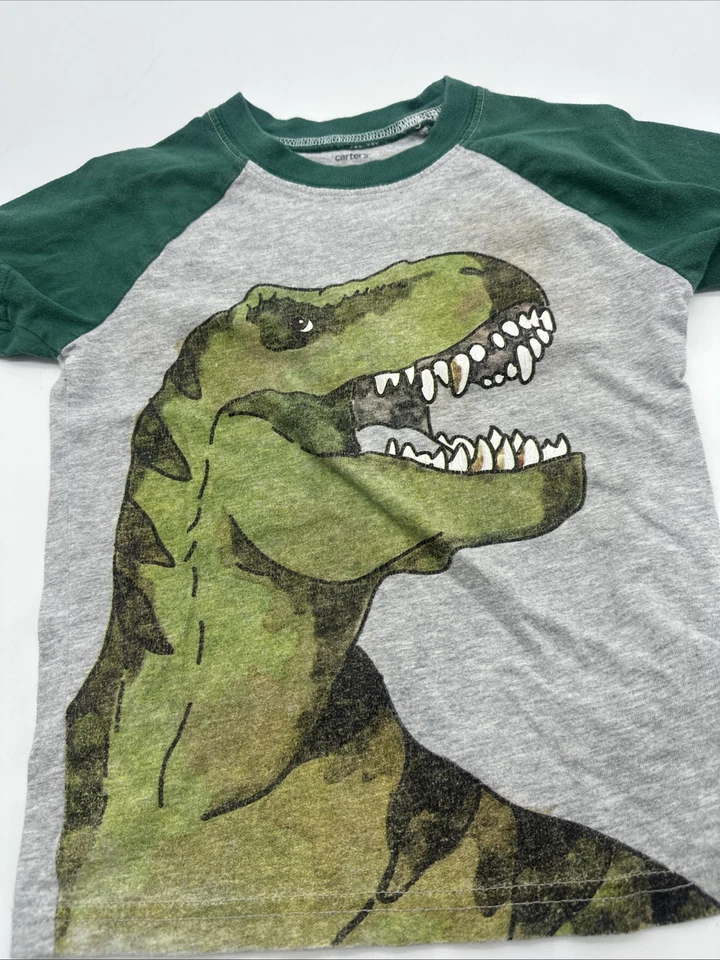 Camiseta Carters Juvenil Niño 3T Estampado Gráfico T-Rex Multicolor..#30577 Foto 2 de 4