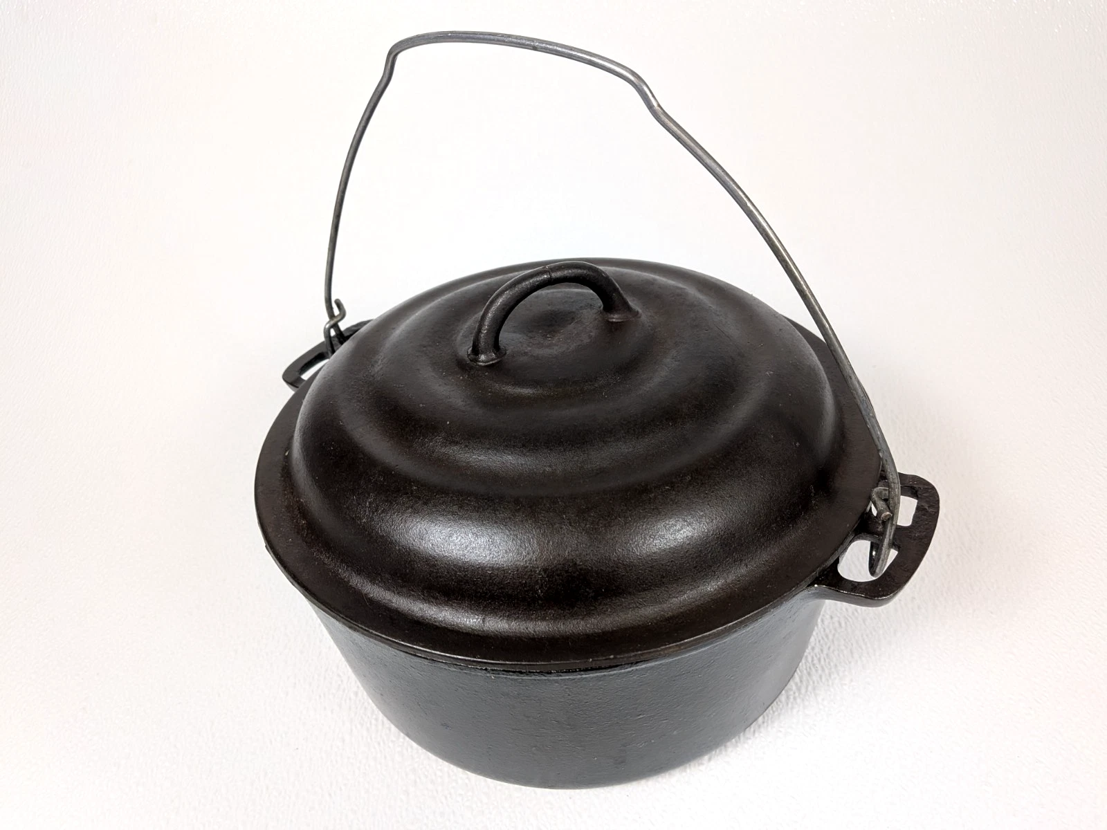 Vintage Wagner Ware Sidney O Cast Iron Dutch Oven 1268 D With Lid Cooking Pot