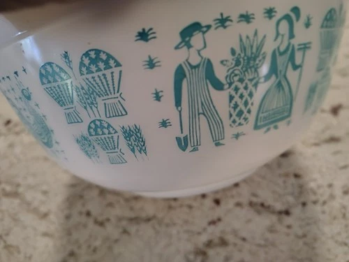 Vintage Pyrex 2 1/2 QT Butterprint Amish Farmer #403 Bowl White w Turquoise