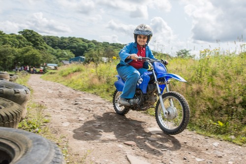 Children’s Off Road Dirt Bike Motorcycle Lesson 1 Hour Gift Voucher - Picture 4 of 7