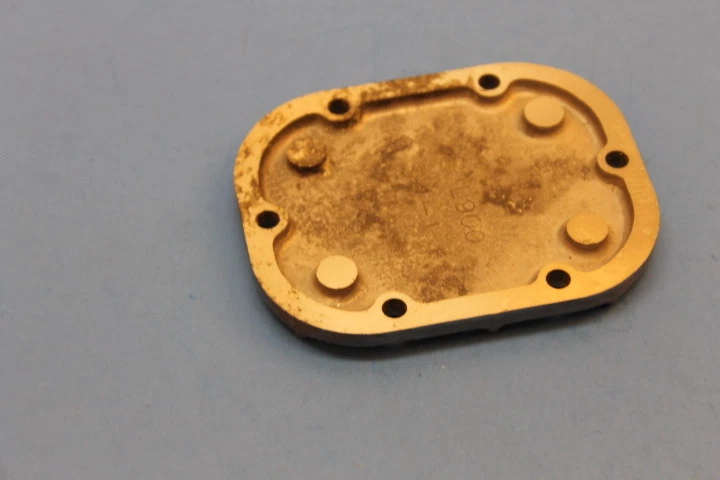 PIEZA DE CUBIERTA COLADOR YAMAHA XS400 XS360 NUEVO # 1L9-13417-00-00 Foto 4 de 4