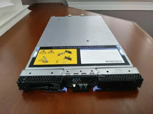 Los servidores de computadora Intel IBM BladeCenter Blade