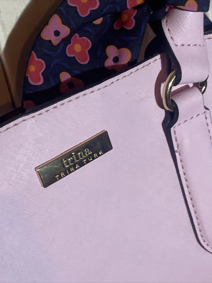 Cartera Trina Turk rosa Foto 2 de 4