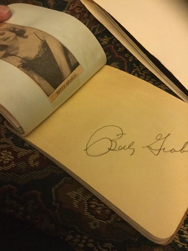 Vintage autograph Book Reagan,Red & Edna Skelton,Milton Berle,Ozzie &Harriet + - Picture 12 of 12